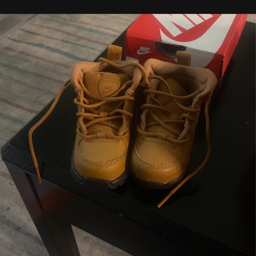 Nike boots